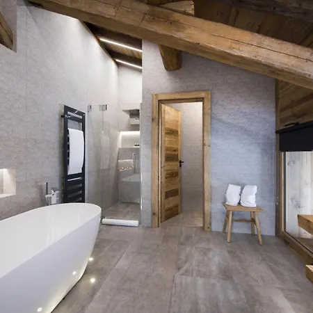 Matterhorn Exclusive Chalet Escape * Zermatt